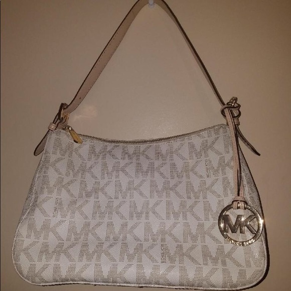 Michael Kors Handbags - MICHAEL KORS SHOULDER PURSE